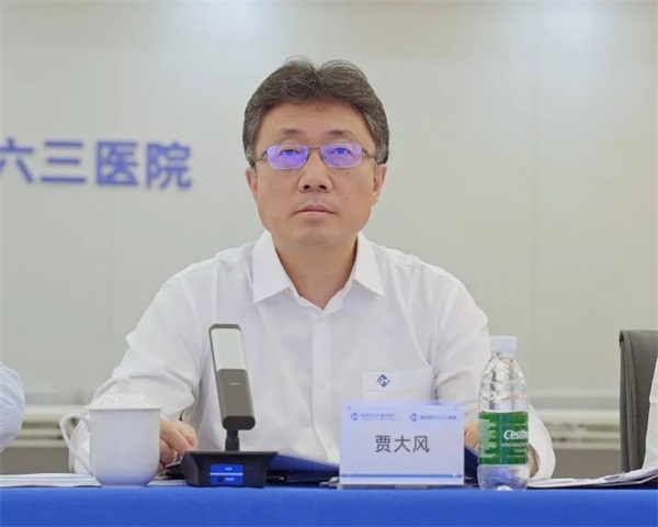 通用技術(shù)集團(tuán)董事長(zhǎng)、黨組書(shū)記于旭波一行調(diào)研通用醫(yī)療成都區(qū)域醫(yī)院(圖8)